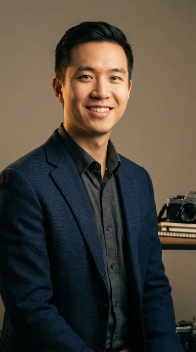 妖媚婷儿首席影评人陈逸飞个人照片